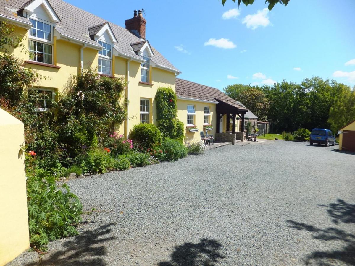 North Headborough Bed and Breakfast Haverfordwest Exteriör bild